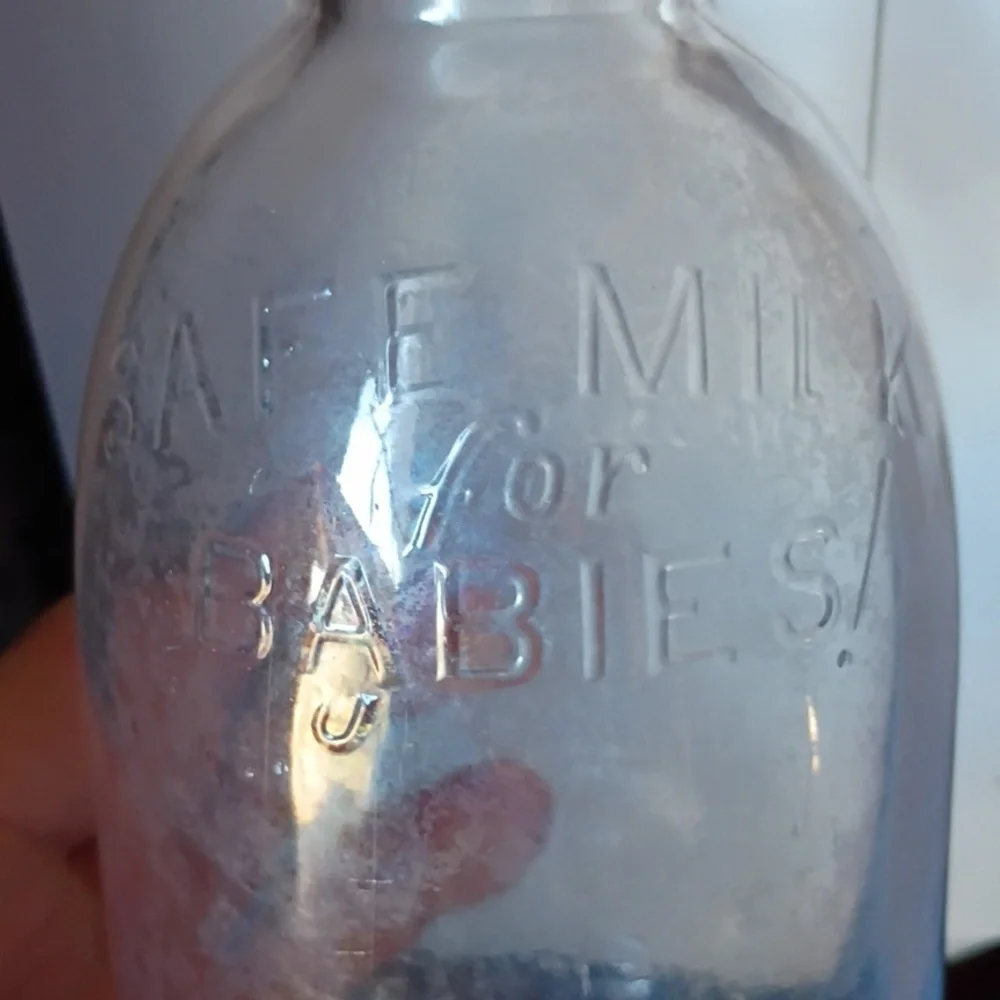 Clear Glass Bottle Vase - Vintage Style Milk Bottle.
